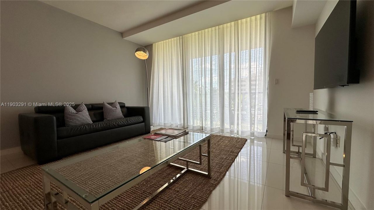 1120 98th St, Unit 304, Bay Harbor Islands, FL 33154 Photo