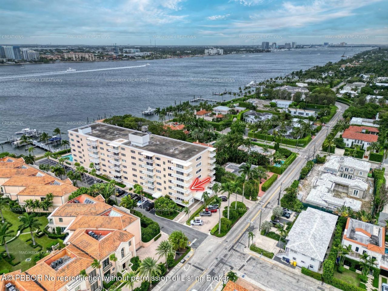 250 Bradley Place, Unit 402, Palm Beach, FL 33480 Photo