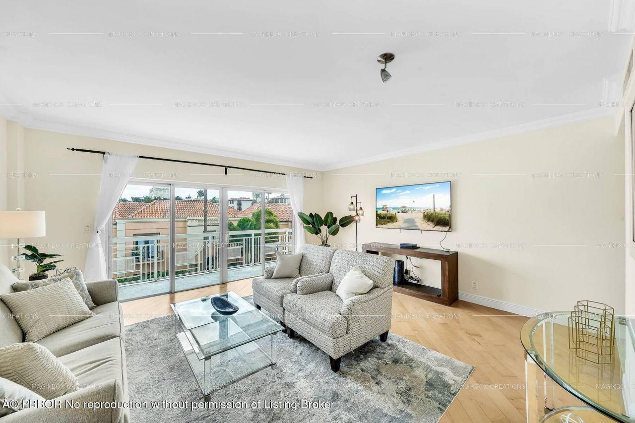 250 Bradley Place, Unit 402, Palm Beach, FL 33480 Photo