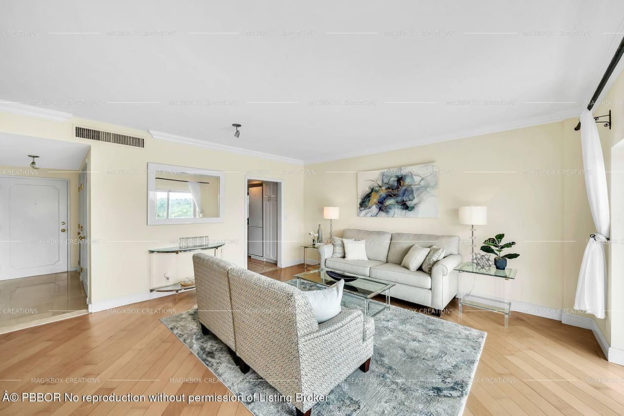 250 Bradley Place, Unit 402, Palm Beach, FL 33480 Photo
