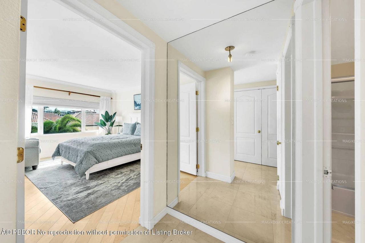 250 Bradley Place, Unit 402, Palm Beach, FL 33480 Photo