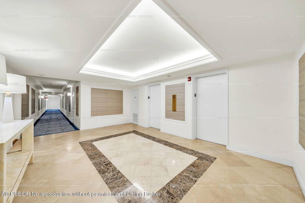 250 Bradley Place, Unit 402, Palm Beach, FL 33480 Photo