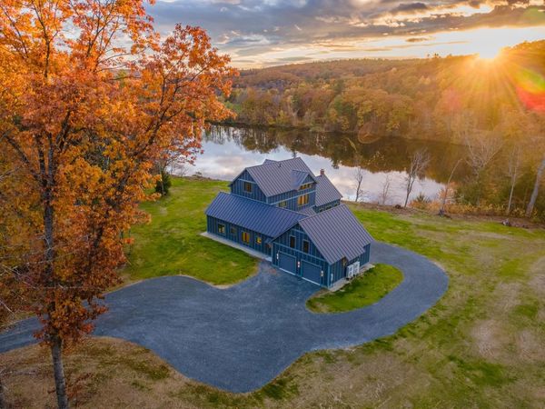 30 Farr Road, Chesterfield, NH 03466