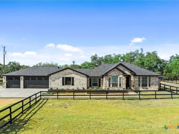 213 Beauchamp Road , Dripping Springs, TX 78620