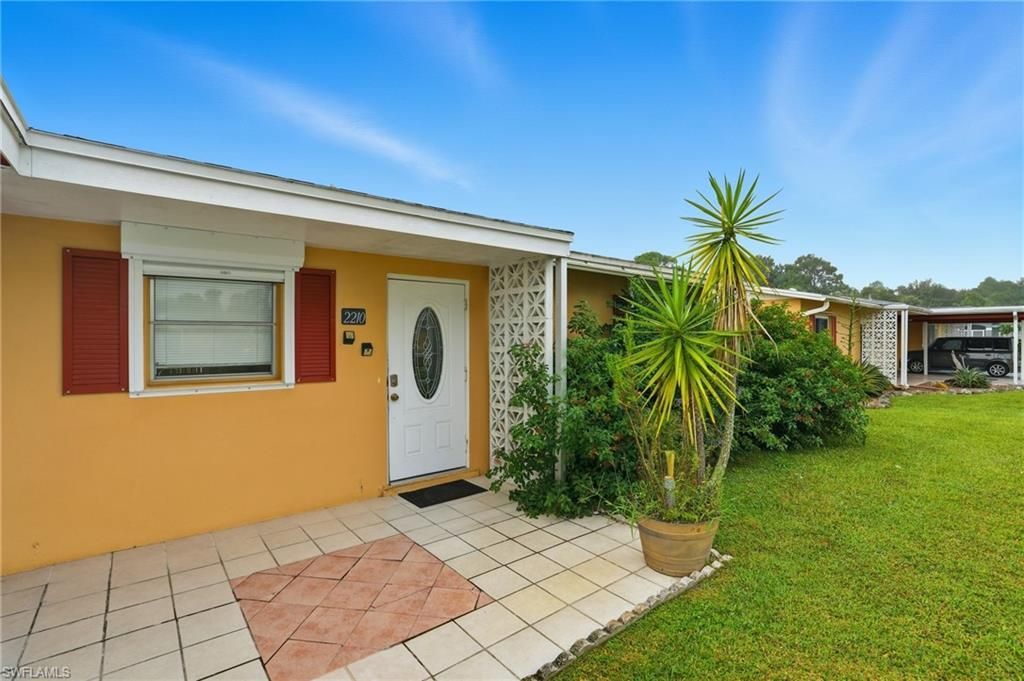 2210 Orchid Rd E, Lehigh Acres, FL 33936 Photo