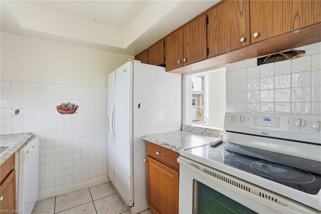 2210 Orchid Rd E, Lehigh Acres, FL 33936 Photo