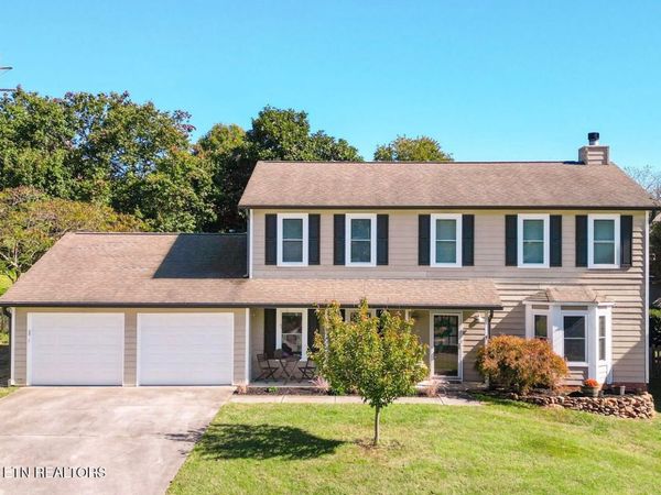 1117 Harbour Shore Drive, Knoxville, TN 37934