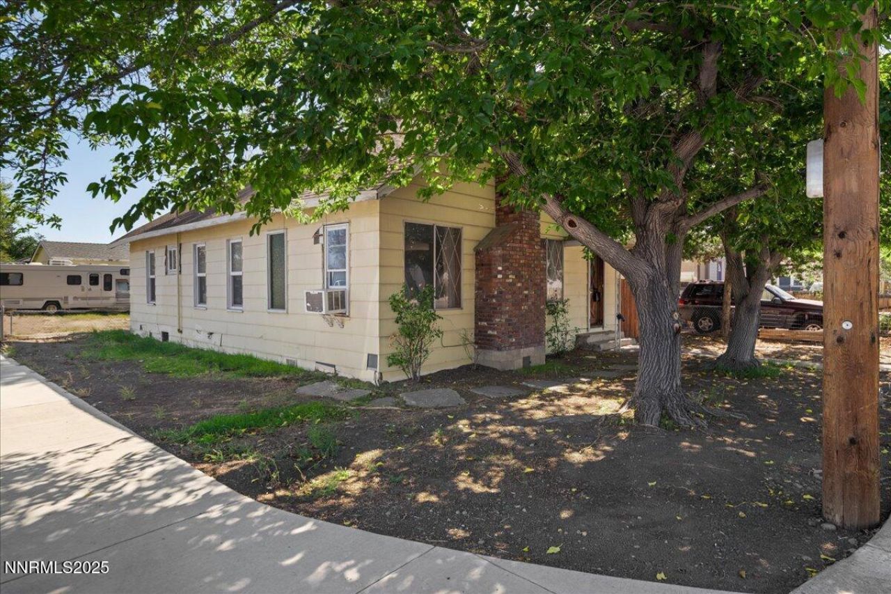 848 Rock Boulevard, Sparks, NV 89431 Photo