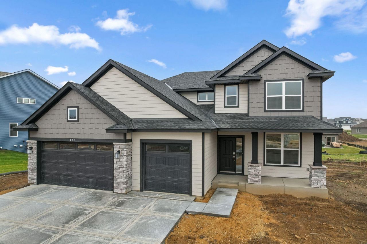 874 Londonderry Lane Nw, Rochester, MN 55901 Main Photo