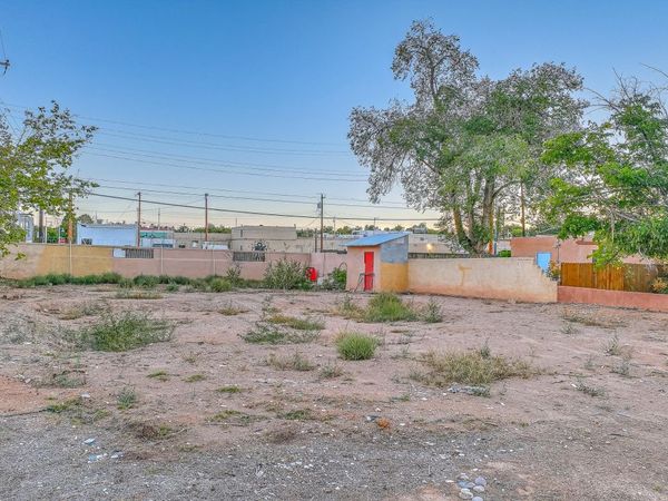 4100 RIDGELEY Avenue NE, Albuquerque, NM 87108