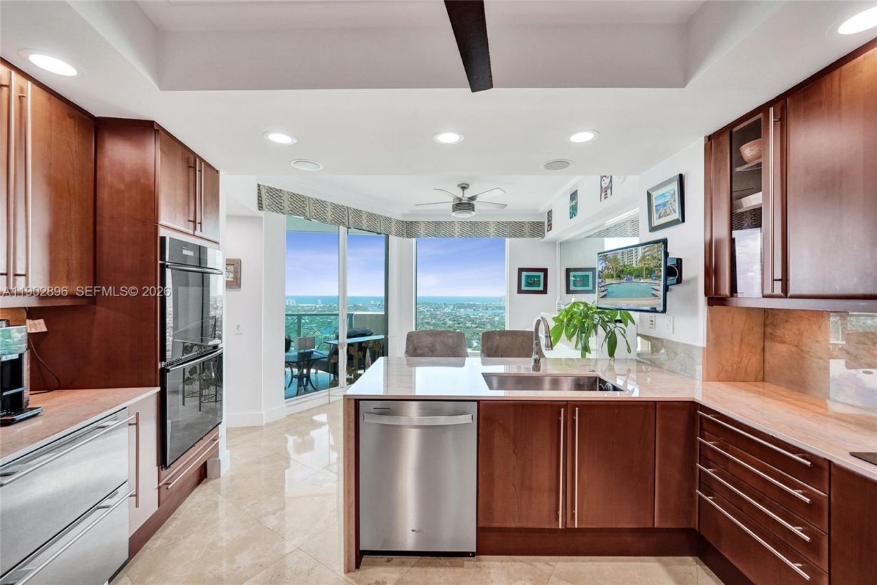 411 N New River Dr E, Unit 3703, Fort Lauderdale, FL 33301 Photo