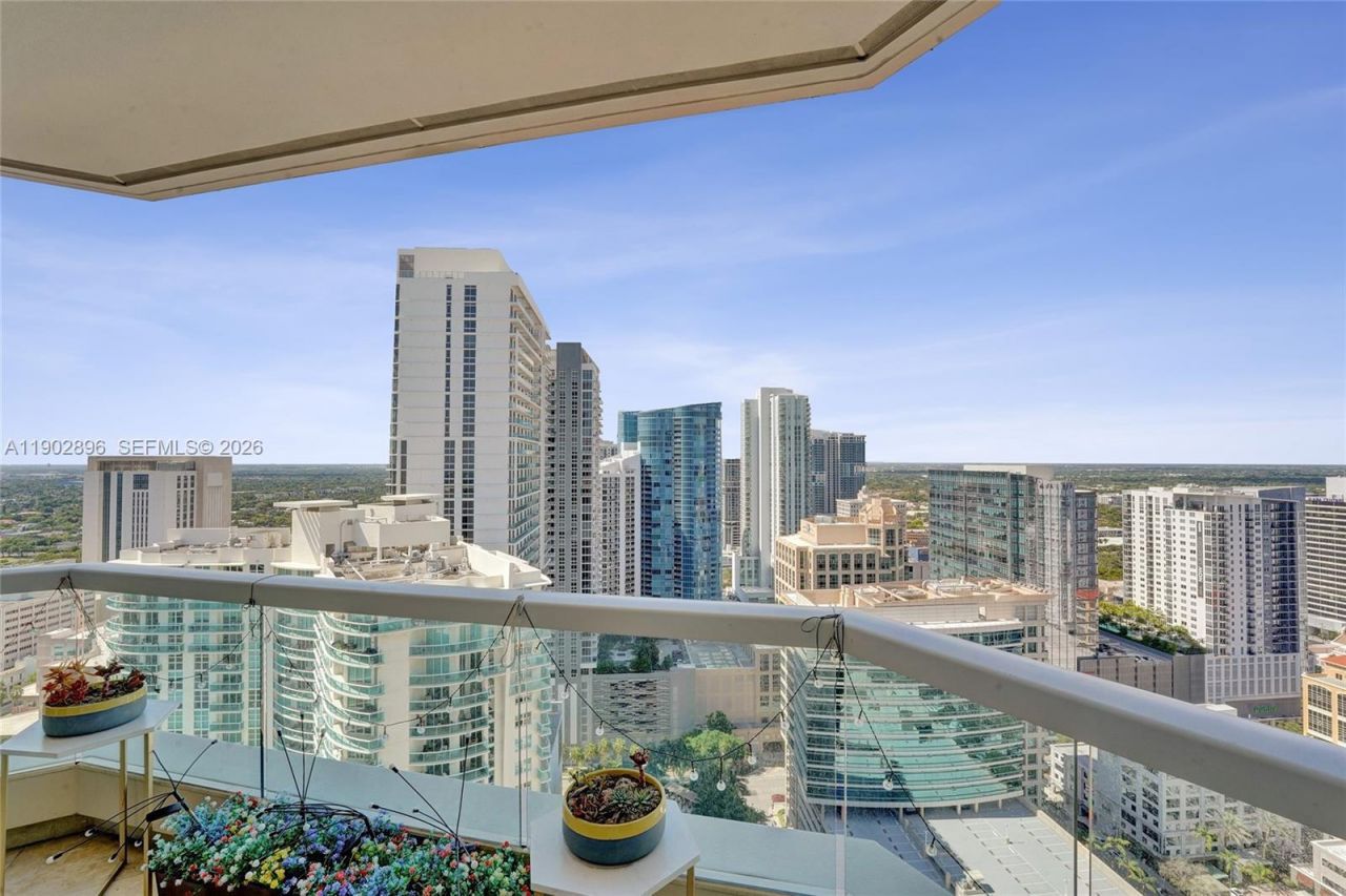 411 N New River Dr E, Unit 3703, Fort Lauderdale, FL 33301 Photo