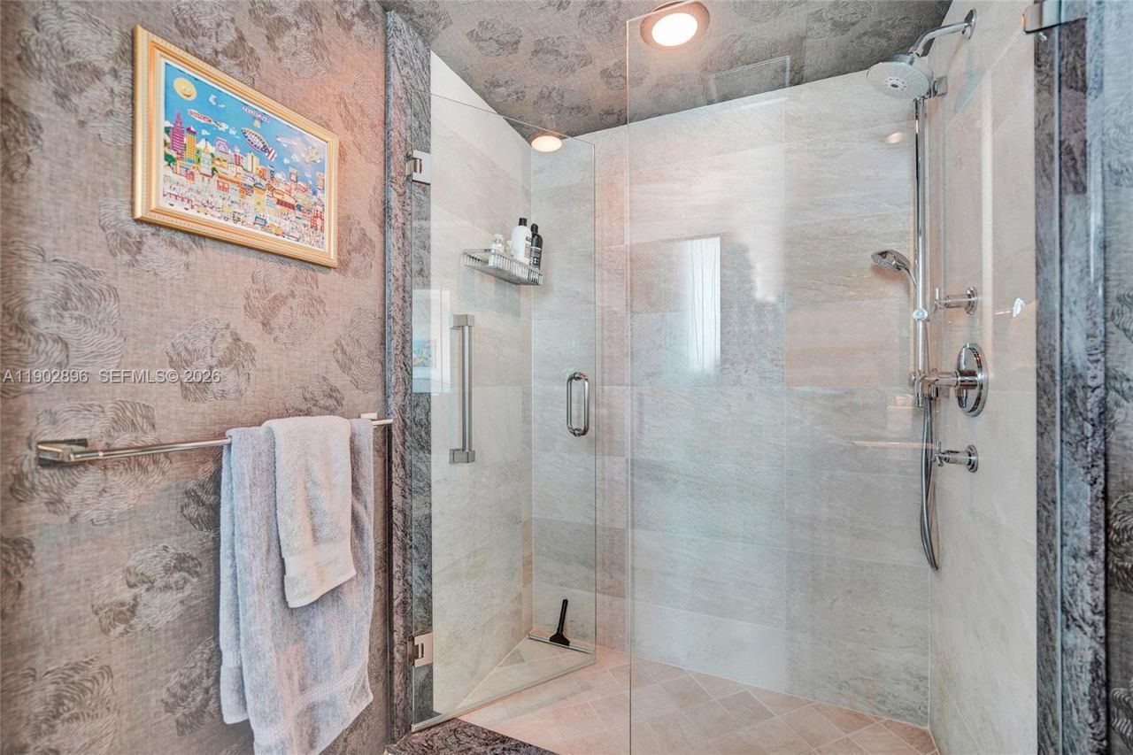 411 N New River Dr E, Unit 3703, Fort Lauderdale, FL 33301 Photo