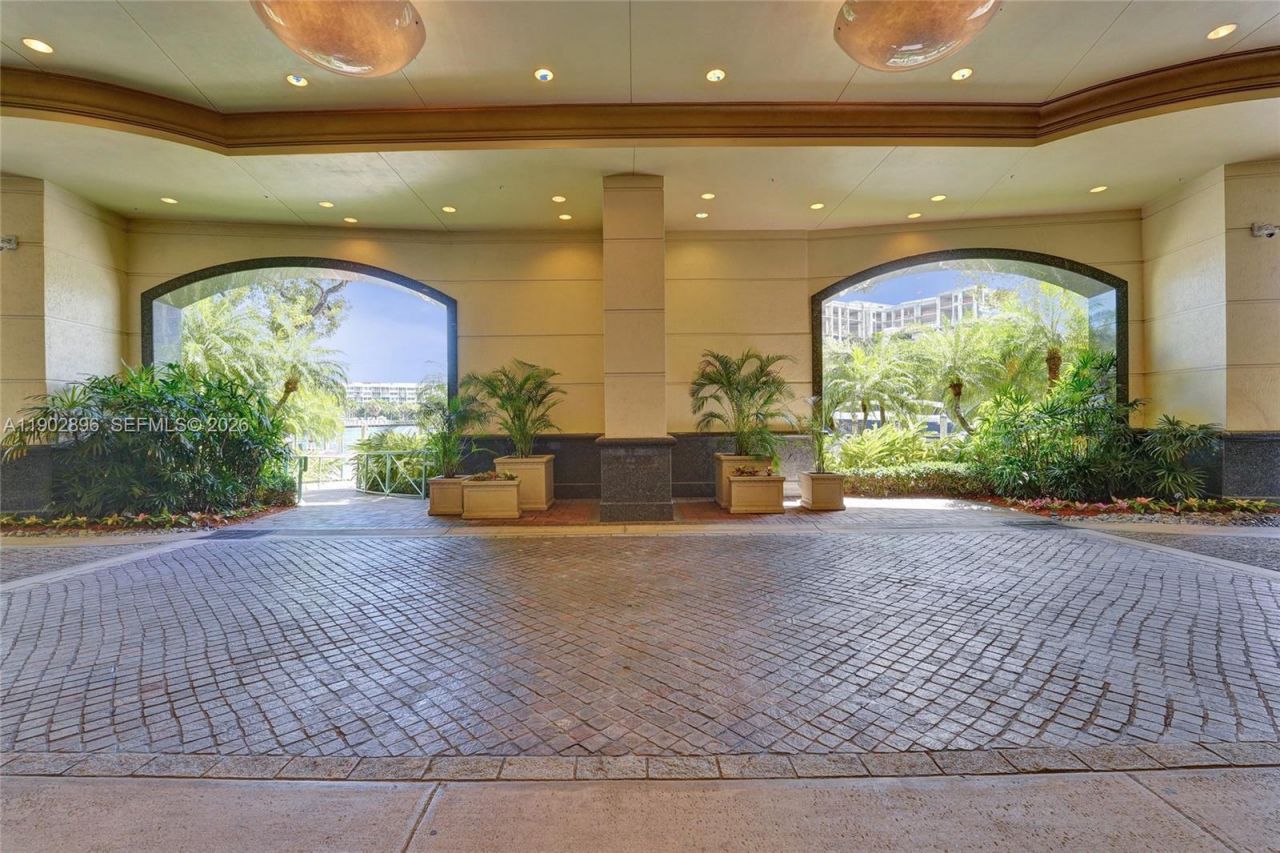 411 N New River Dr E, Unit 3703, Fort Lauderdale, FL 33301 Photo