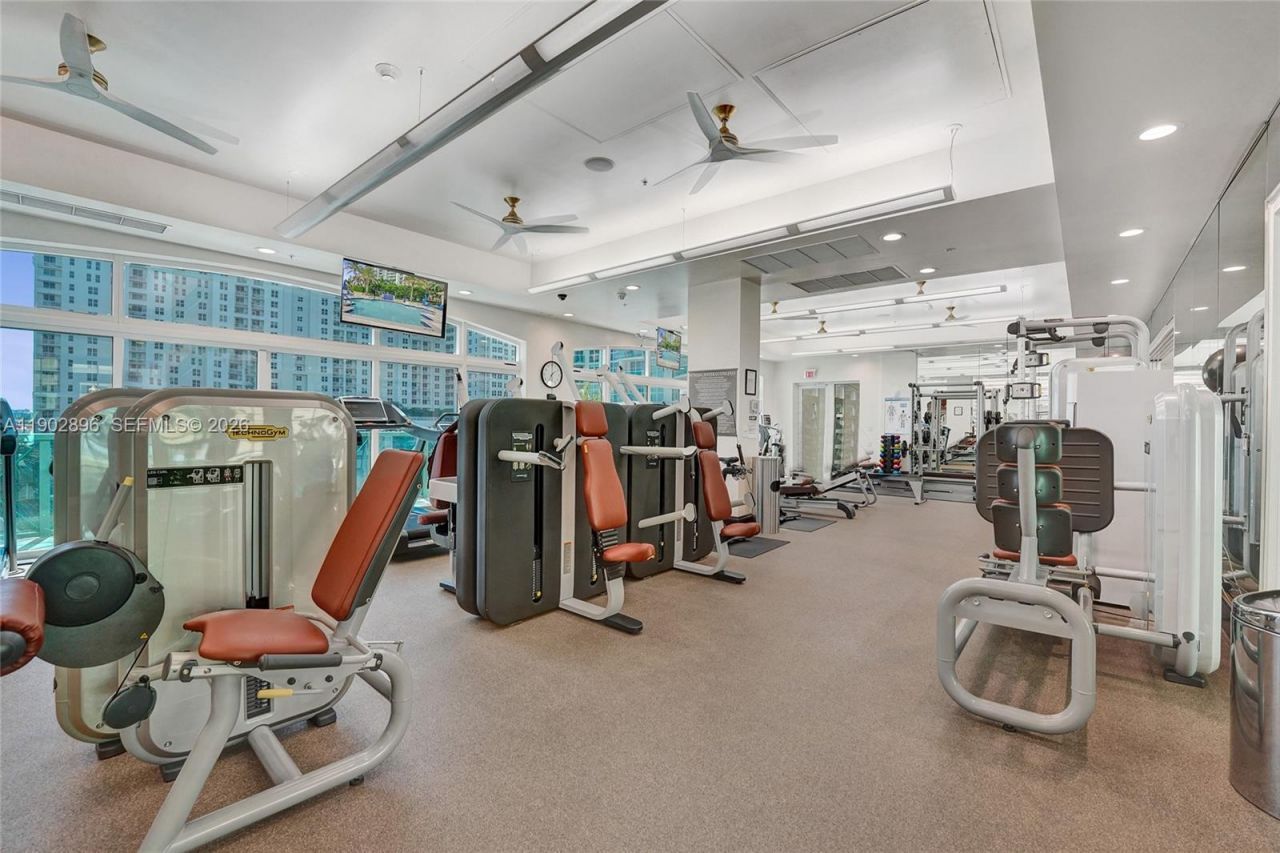 411 N New River Dr E, Unit 3703, Fort Lauderdale, FL 33301 Photo