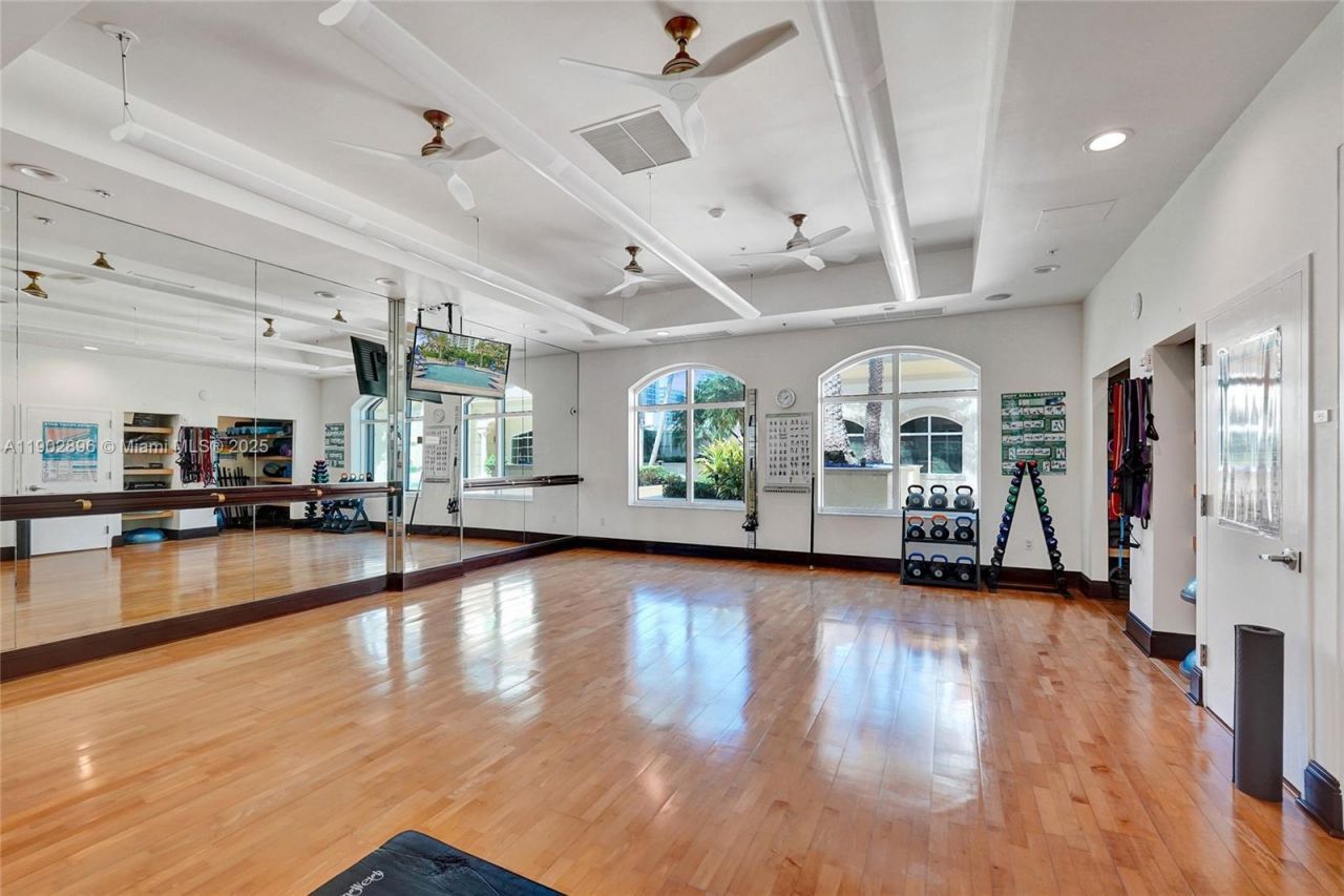 411 N New River Dr E, Unit 3703, Fort Lauderdale, FL 33301 Photo