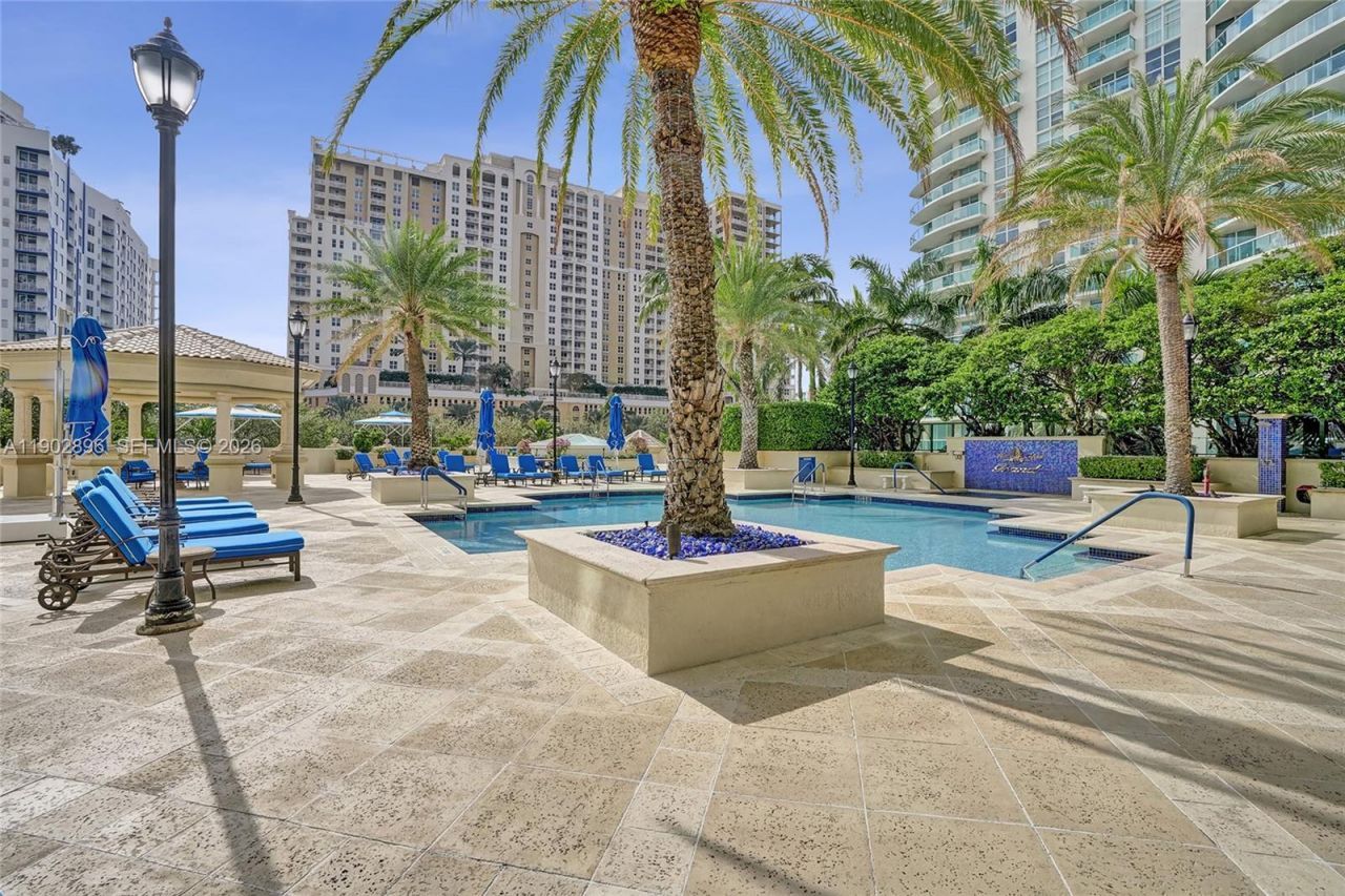 411 N New River Dr E, Unit 3703, Fort Lauderdale, FL 33301 Photo