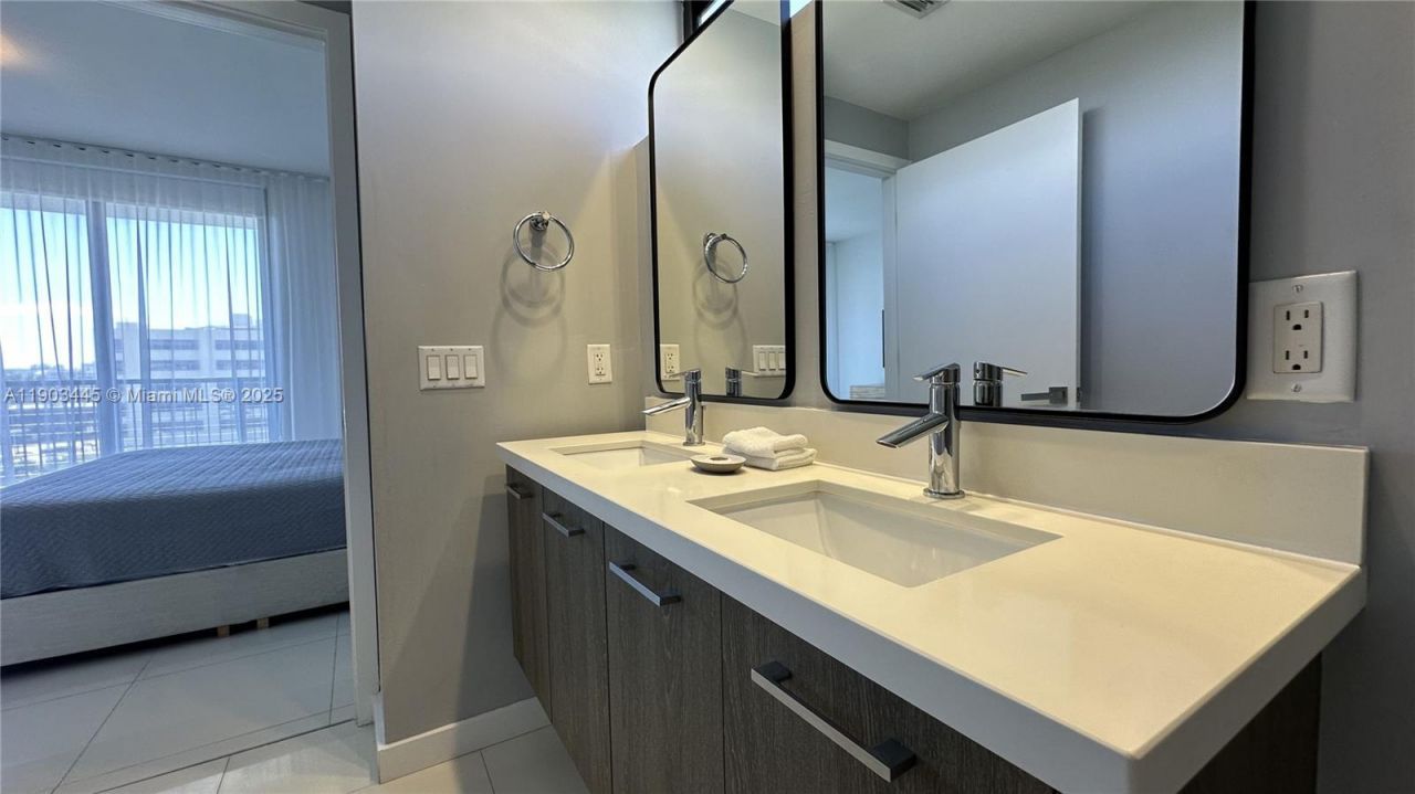 1120 98th St, Unit 503, Bay Harbor Islands, FL 33154 Photo