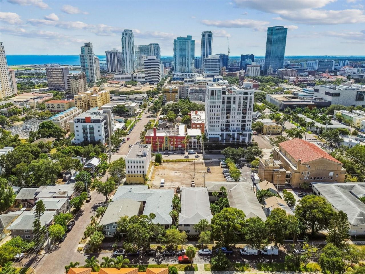 210 6th Avenue N, Unit 9, Saint Petersburg, FL 33701 Photo