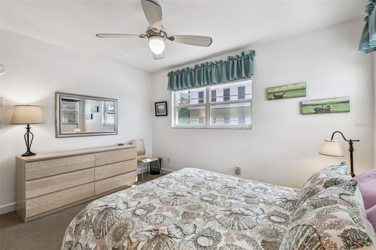 210 6th Avenue N, Unit 9, Saint Petersburg, FL 33701 Photo