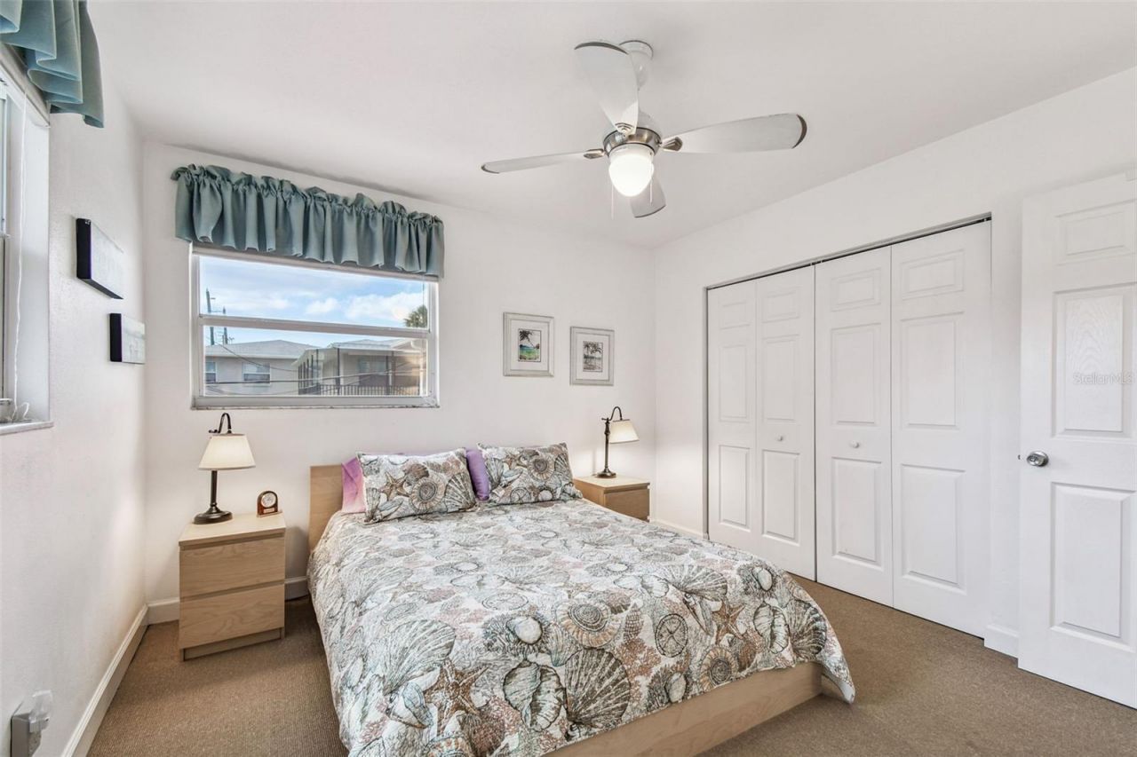 210 6th Avenue N, Unit 9, Saint Petersburg, FL 33701 Photo