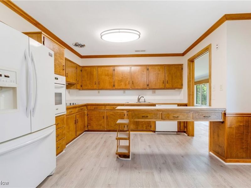 13690 W 130th Street, Strongsville, OH 44136 Photo 9