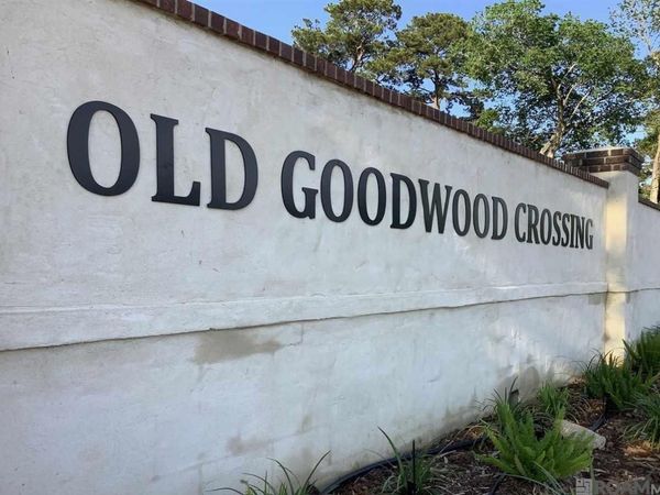 5733 Dominican Ln, Baton Rouge, LA 70806