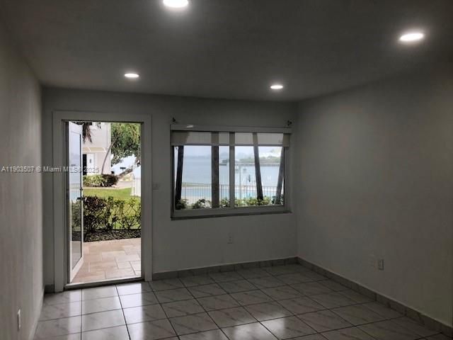 7905 East Dr, Unit 10A, North Bay Village, FL 33141 Photo