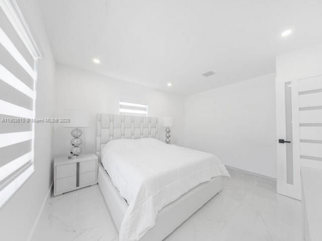 16125 NW 28th Pl, Miami Gardens, FL 33054 Photo