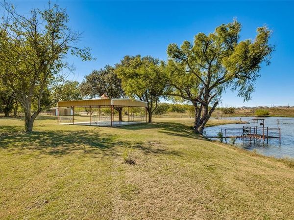 5547 Woodland Hills Drive, Denton, TX 76208