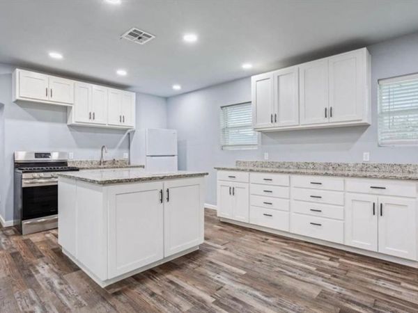 117 Emma ST, Unit B, Bartlett, TX 76511