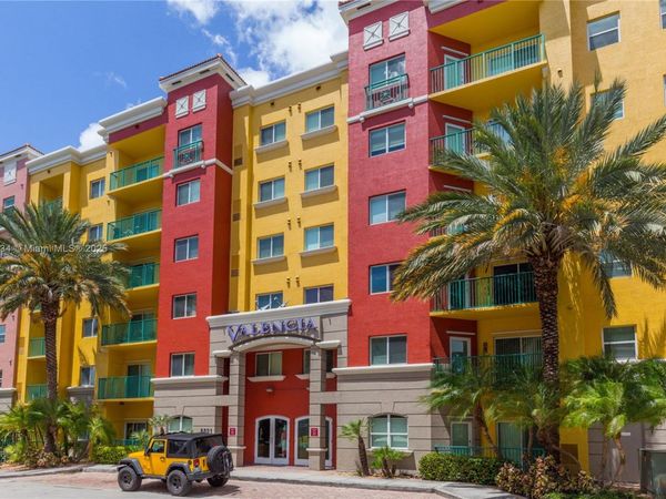 6001 SW 70th St, Unit 610, South Miami, FL 33143