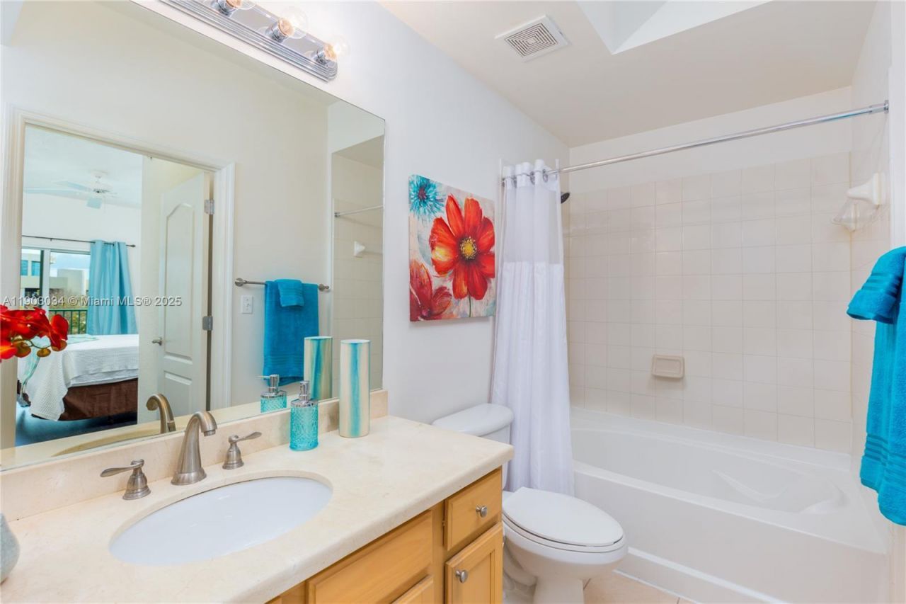 6001 SW 70th St, Unit 610, South Miami, FL 33143 Photo