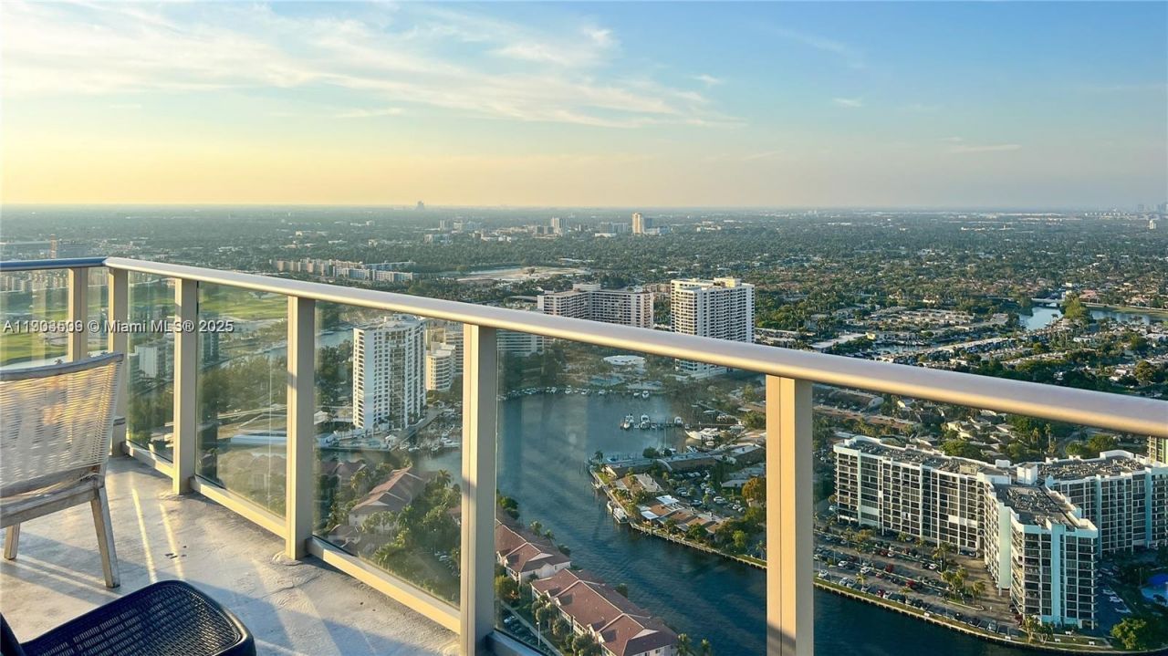 4010 S Ocean Dr, Unit T4302, Hollywood, FL 33019 Photo