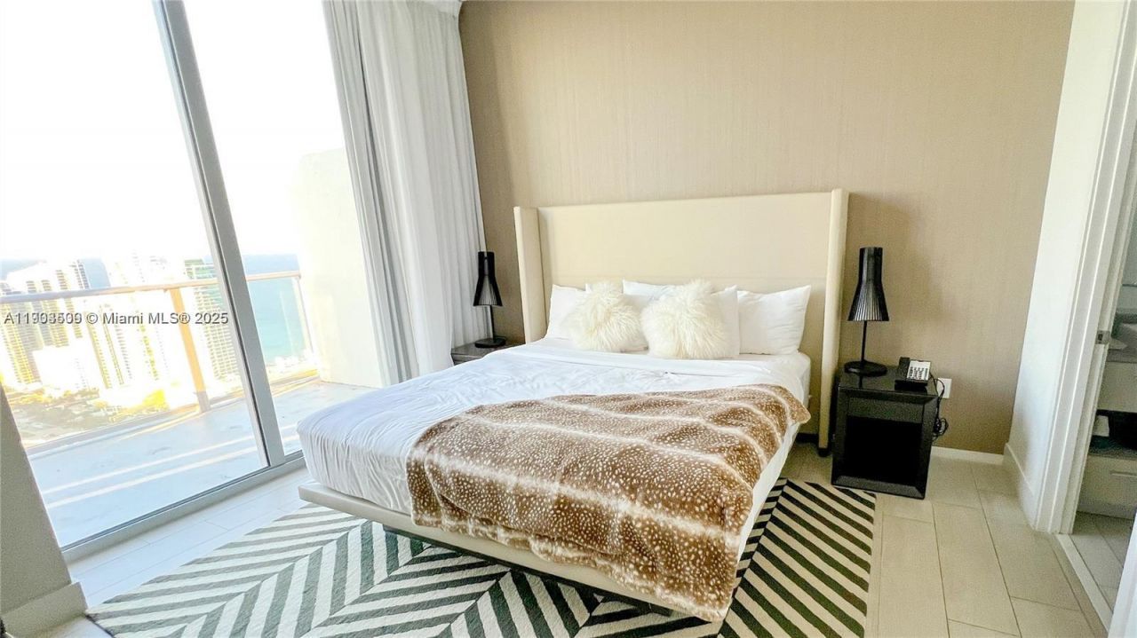 4010 S Ocean Dr, Unit T4302, Hollywood, FL 33019 Photo