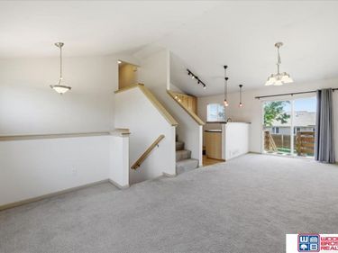 7730 S 161st Terrace, Omaha, NE 68136