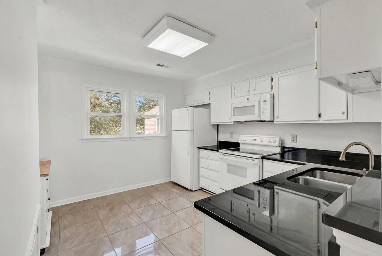 4999 Highway 17 Business Photo 6