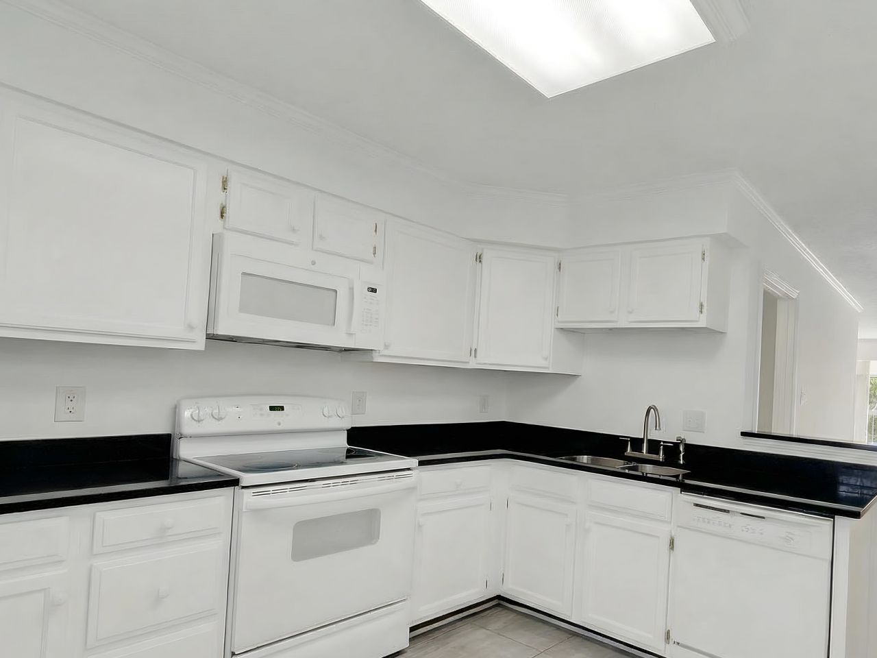 4999 Highway 17 Business Photo 7