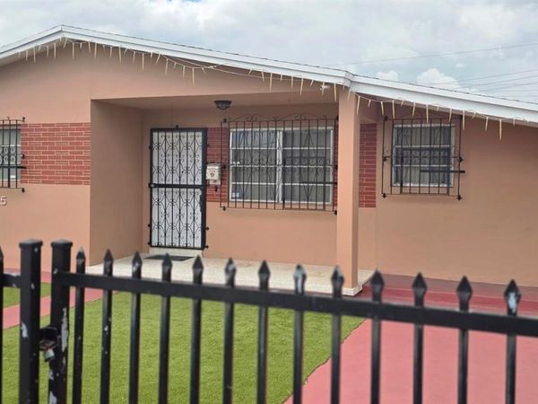 1648 NW 28th Ave, Miami, FL 33125
