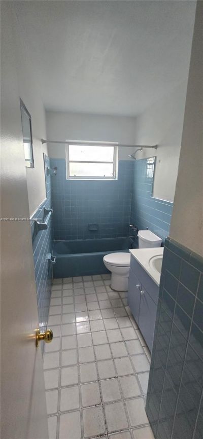 1648 NW 28th Ave, Miami, FL 33125 Photo