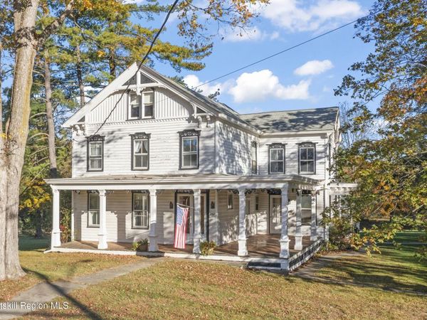 242 Main St Street, Germantown, NY 12526