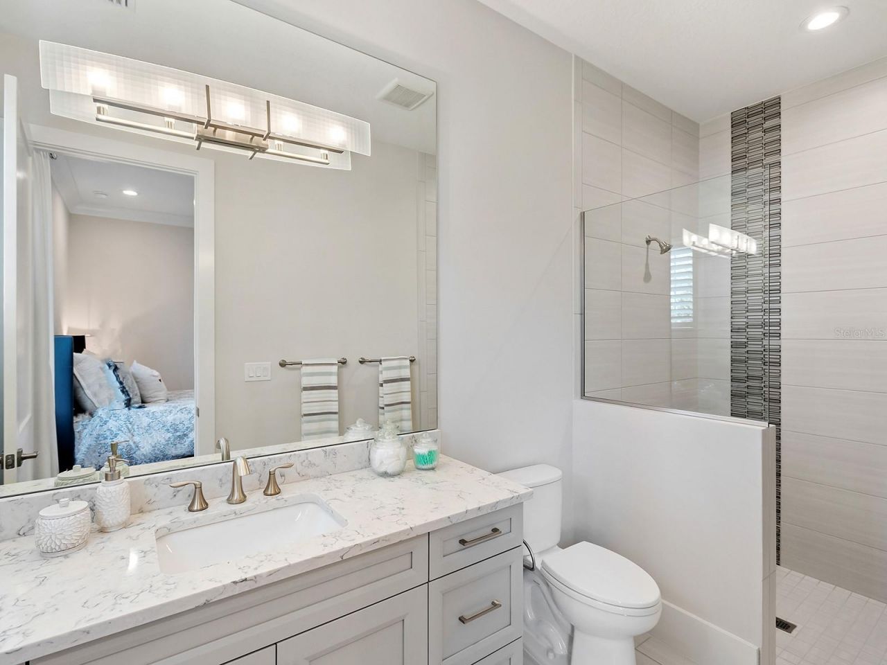 17041 Clearlake Avenue, Lakewood Ranch, FL 34202 Photo