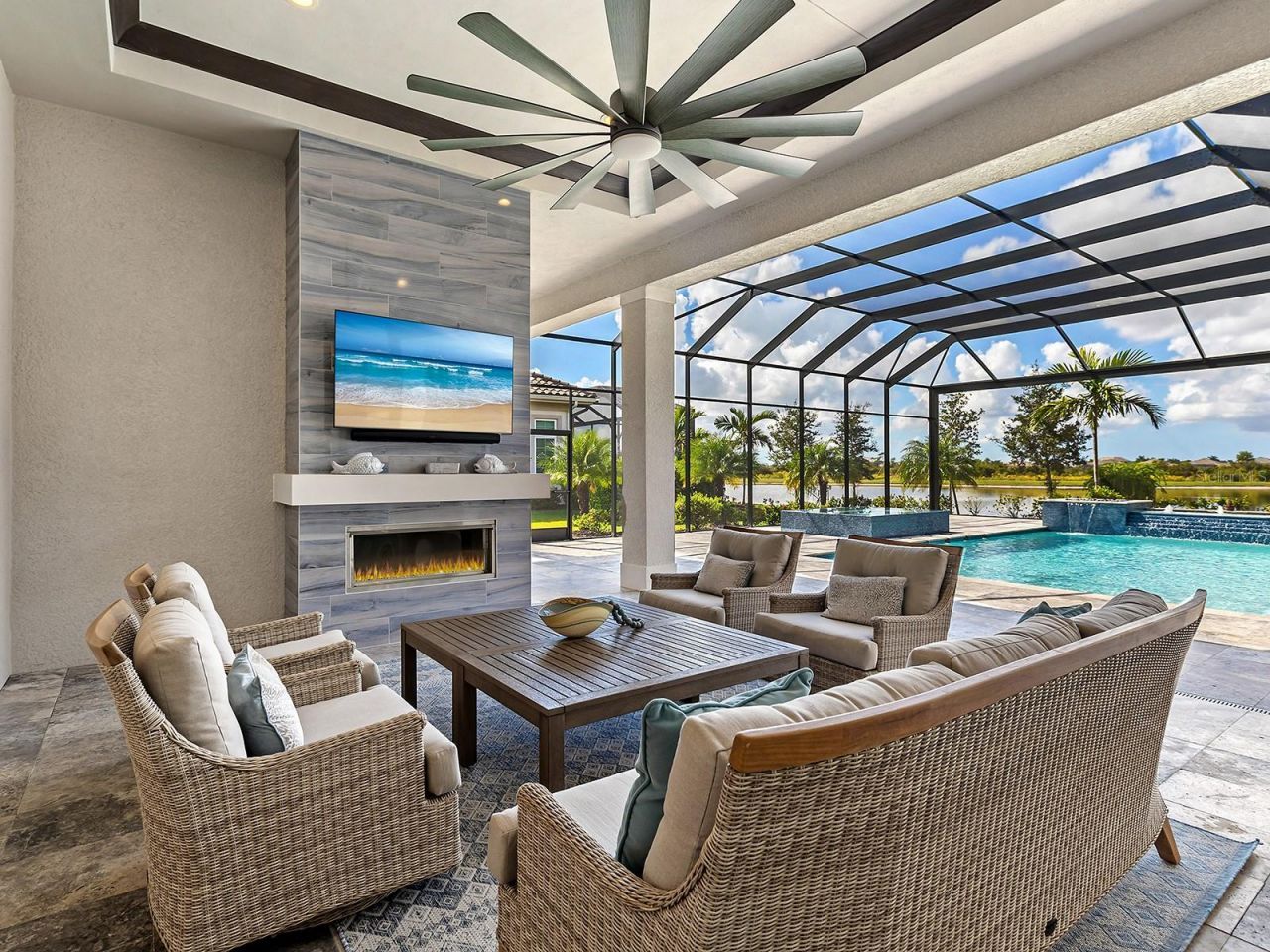 17041 Clearlake Avenue, Lakewood Ranch, FL 34202 Photo