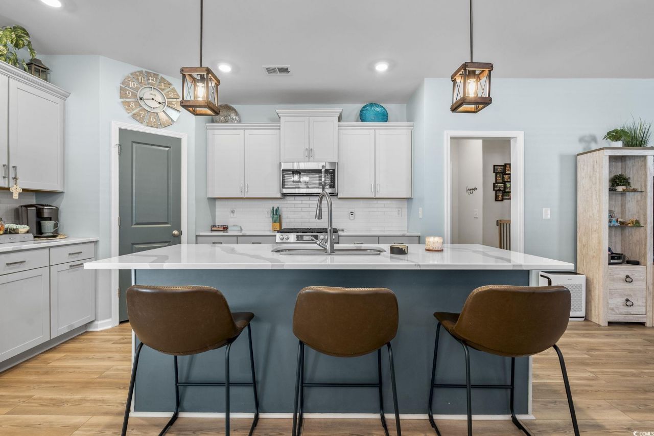 1052 Agostino Dr. Photo 10