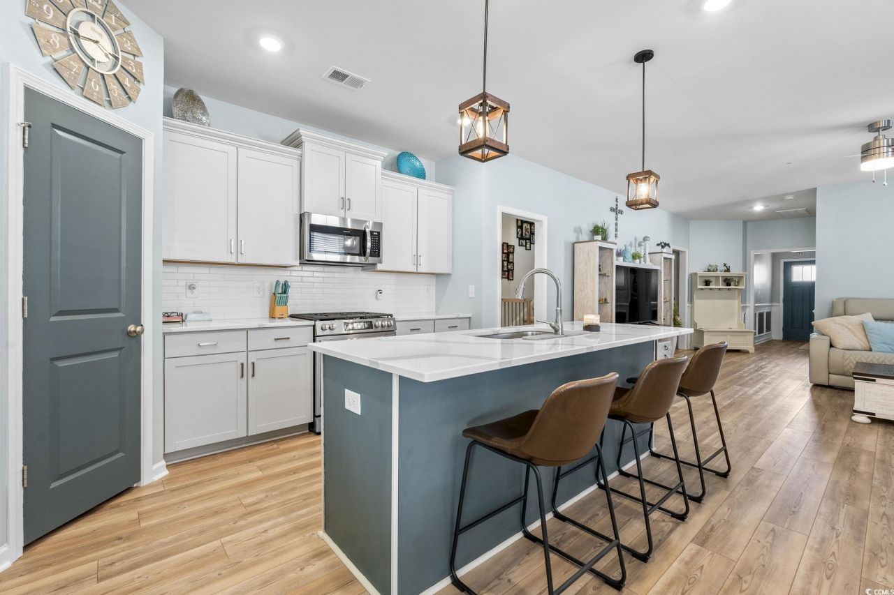 1052 Agostino Dr. Photo 11