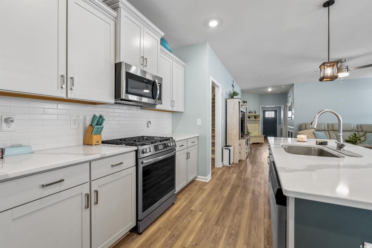 1052 Agostino Dr. Photo 13