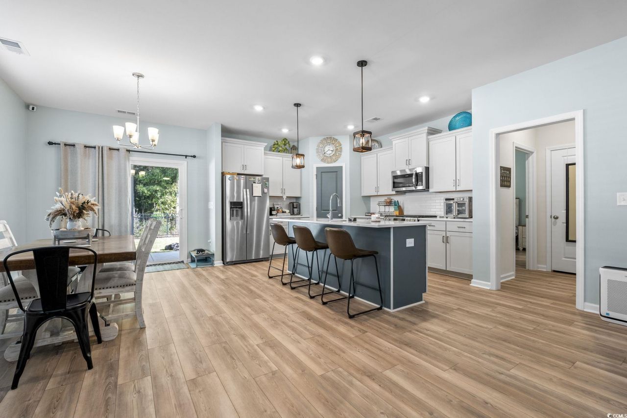 1052 Agostino Dr. Photo 8