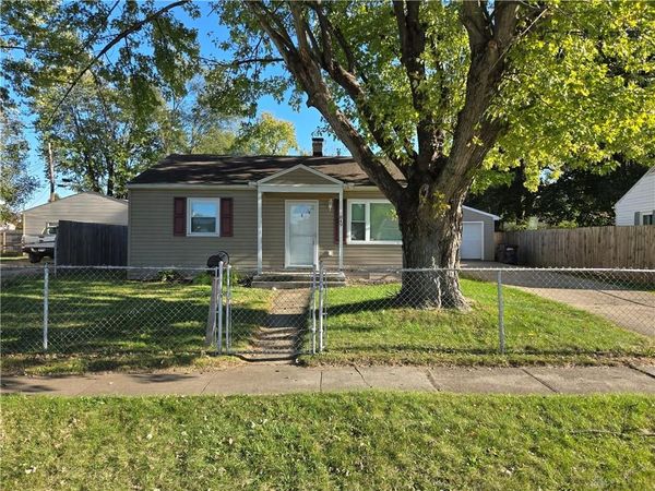 849 Flintridge Drive, Fairborn, OH 45324