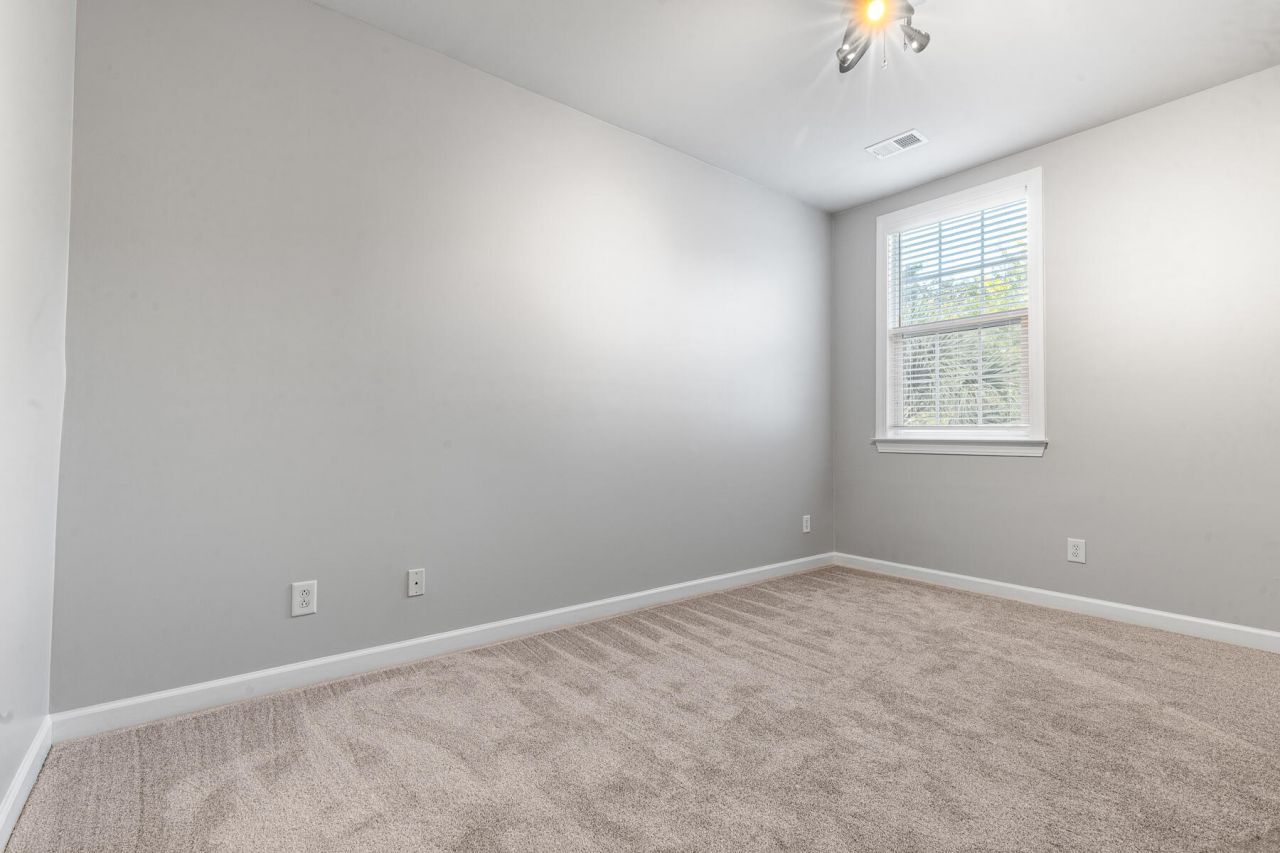 184 Golf View Lane Photo 35