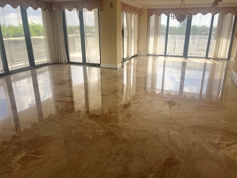 19667 Turnberry Way, Unit 4J, Miami, FL 33180 Photo